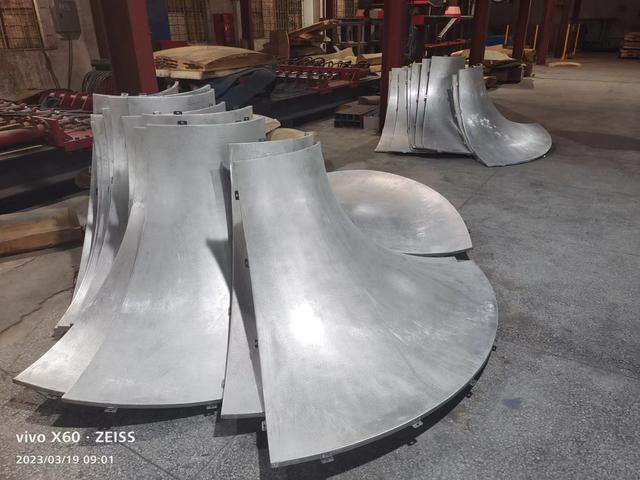 Techos y cubierta de columna de doble curvatura de aluminio